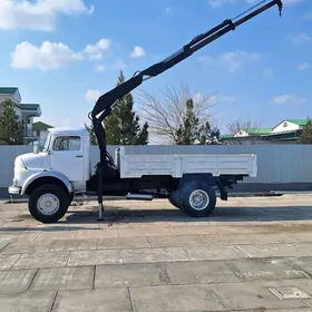 Mercedes-Benz ACTROS 3331 1990