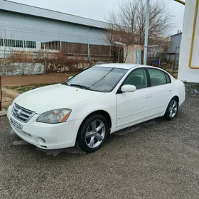 Nissan Altima 2004