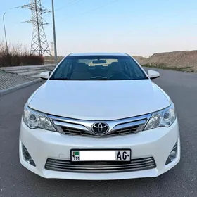 Toyota Camry 2011