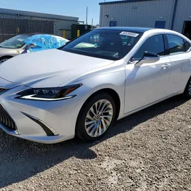 Lexus ES 350 2022