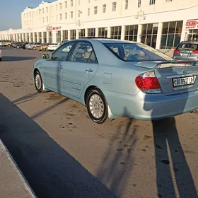 Toyota Camry 2005