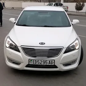 Kia Cadenza 2013