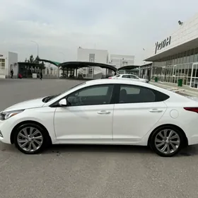 Hyundai Accent 2020