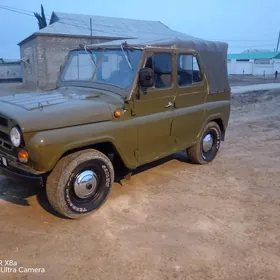 UAZ 469 1986