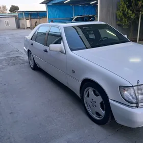 Mercedes-Benz 600SEL 1992