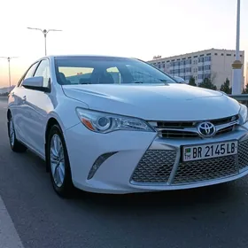 Toyota Camry 2016