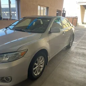 Toyota Camry 2010