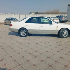 Toyota Camry 2000