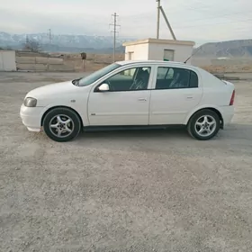 Opel Astra 2003