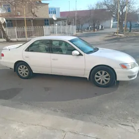 Toyota Camry 2000