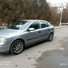 Opel Astra 2003