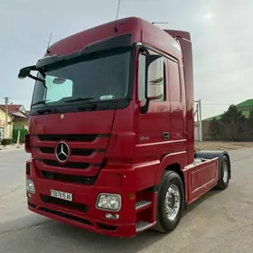 Mercedes-Benz ACTROS 3331 2010