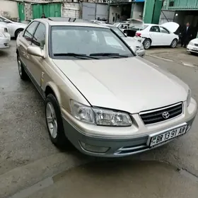 Toyota Camry 1998