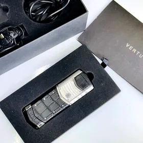 Vertu Signature S_01836469