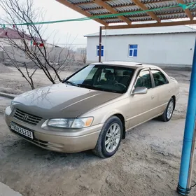 Toyota Camry 1998