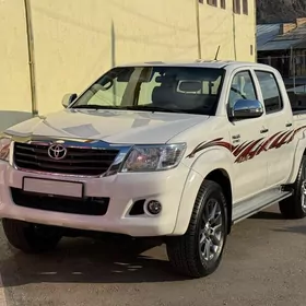 Toyota Hilux 2014