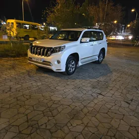 Toyota Land Cruiser Prado 2012