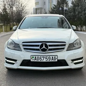 Mercedes-Benz C350 2012