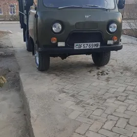 UAZ 452 1992