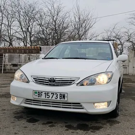 Toyota Camry 2004