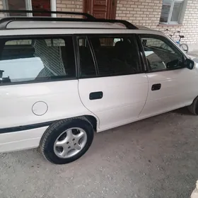 Opel Astra 1995