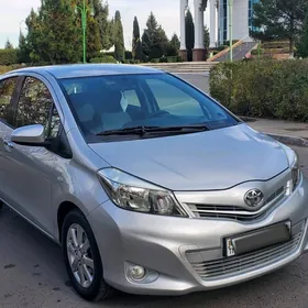 Toyota Yaris 2012