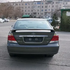 Toyota Camry 2005