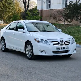 Toyota Camry 2010