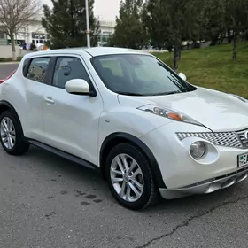 Nissan JUKE 2011