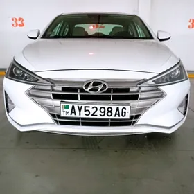 Hyundai Elantra 2019