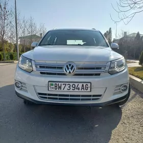 Volkswagen Tiguan 2012