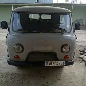 UAZ 452 2008