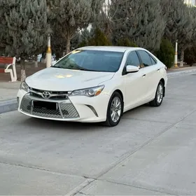 Toyota Camry 2017