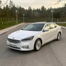 Kia Cadenza 2018