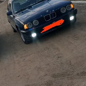 BMW 525 1990