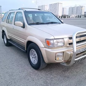 Infiniti QX4 1998