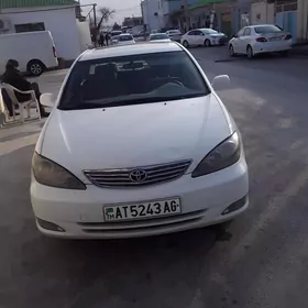 Toyota Camry 2004