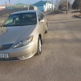 Toyota Camry 2003