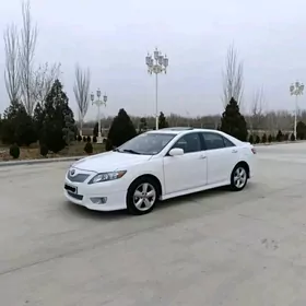 Toyota Camry 2010