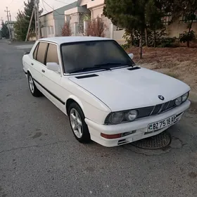 BMW 530 1986