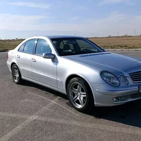 Mercedes-Benz E320 2003