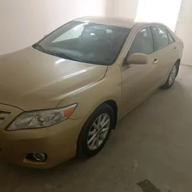 Toyota Camry 2011