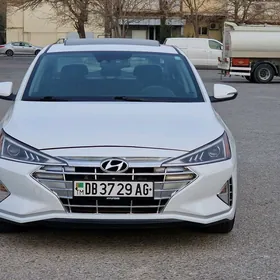 Hyundai Elantra 2020