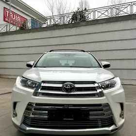 Toyota Highlander 2017