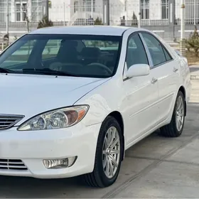 Toyota Camry 2004