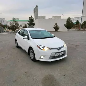 Toyota Corolla 2015