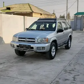 Nissan Pathfinder 2004