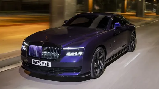 Rolls-Royce представила самую мощную машину в своей истории