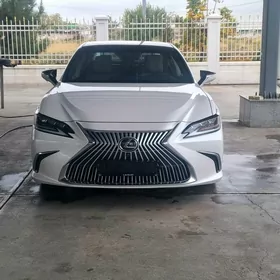 Lexus ES 350 2019