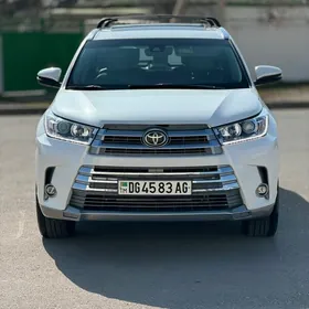 Toyota Highlander 2019